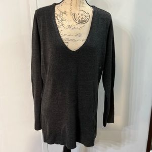 New York & Company dark grey v-neck sweater XL